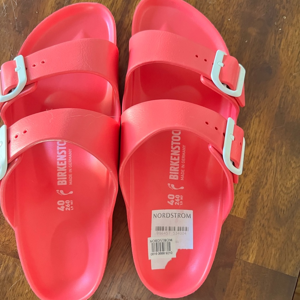 Women’s Birkenstocks Size 40